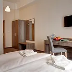 Polonia Centrum 3* Вроцлав