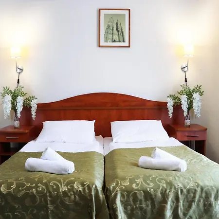 Hotel Polonia Centrum 3*