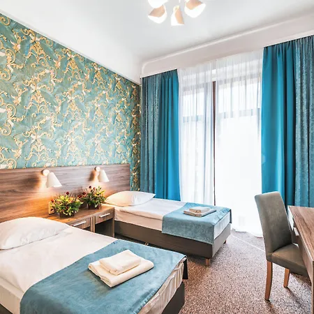 Polonia Centrum Готель 3*