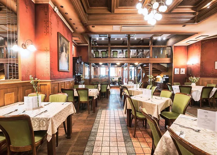 酒店 波尼亚中枢酒店