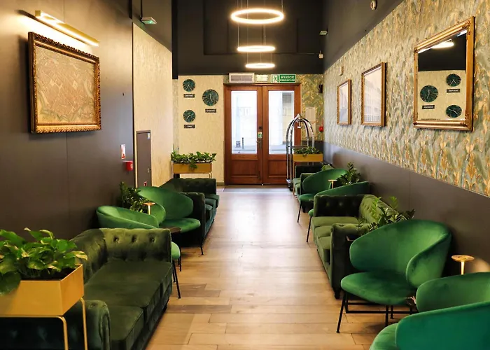 波尼亚中枢酒店 酒店