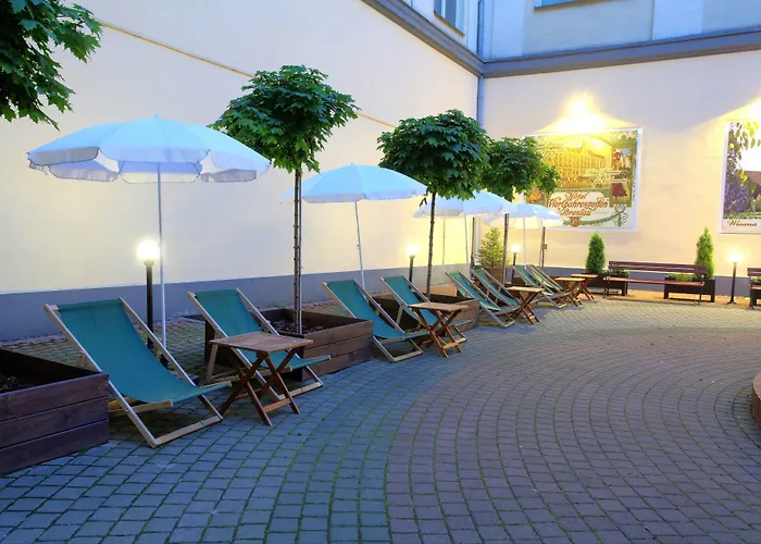 波尼亚中枢酒店 3*